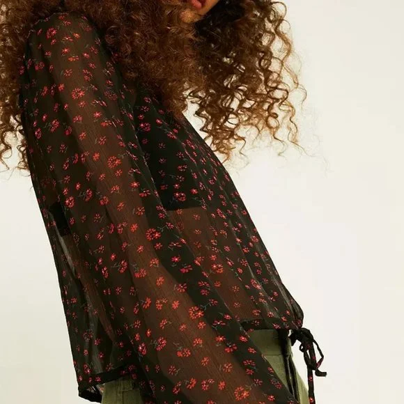 Urban Outfitters Sheer Floral Blouse - Picture 2 of 11